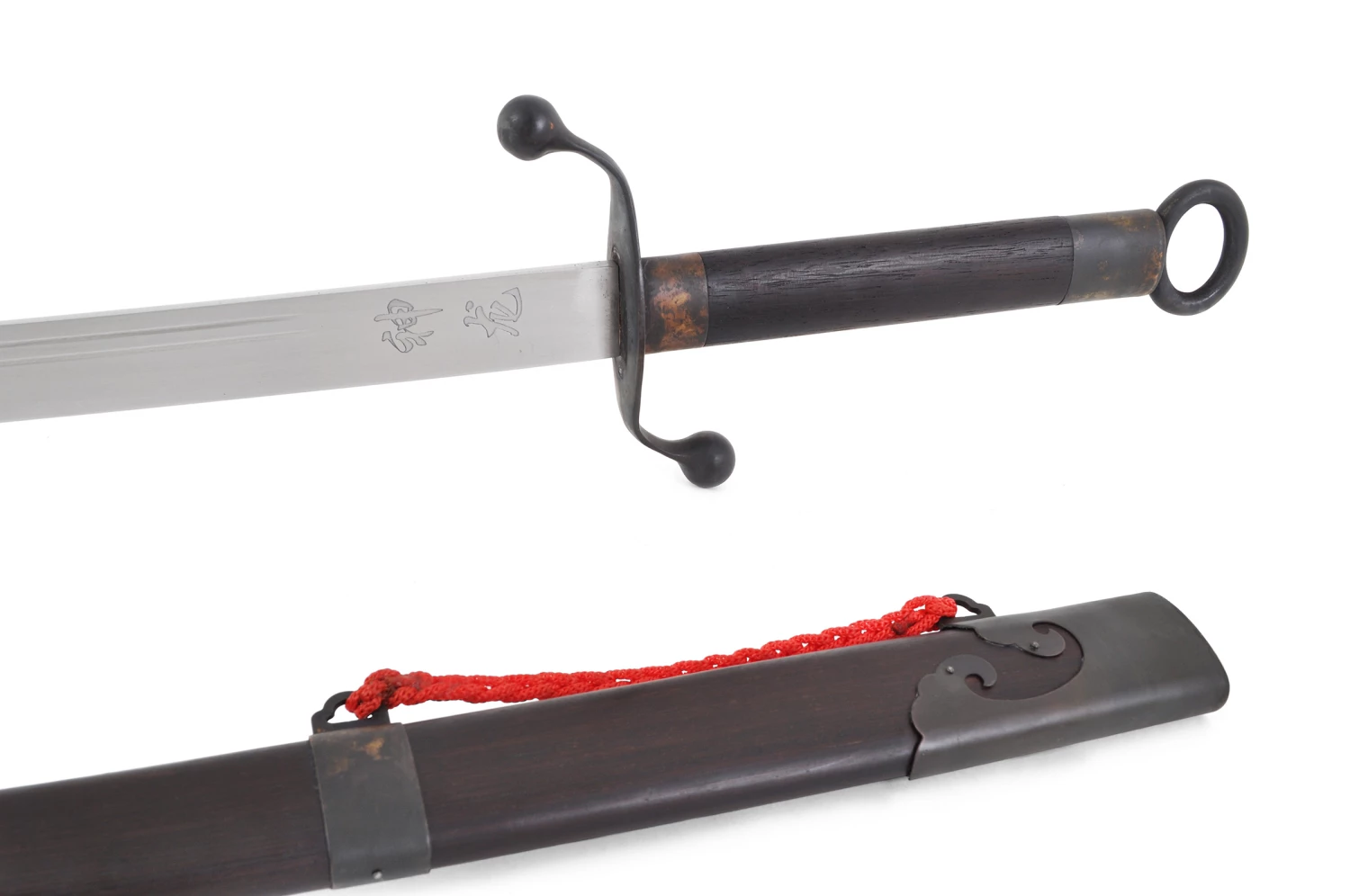 Sabre Traditionnel Tai Chi Style Chen (Haut De Gamme, Noir) - Rigide 5 Sabre Traditionnel Tai Chi Style Chen (Haut De Gamme, Noir) - Rigide – Image 3